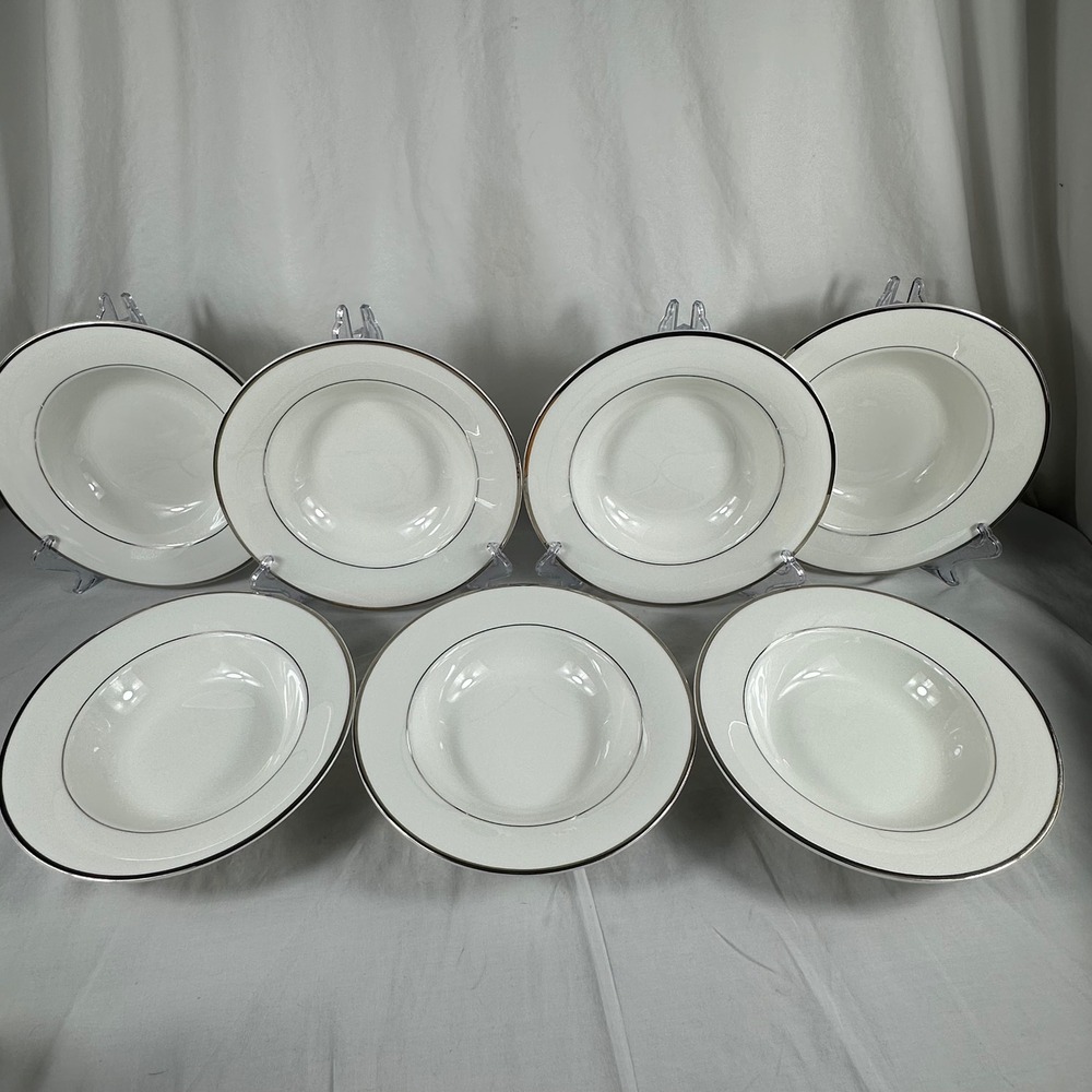 Mikasa Cameo Platinum HK301 Round Flat Bowl set of 7 Silver Trim VGUC